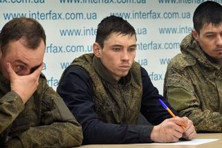 Hrozí nám zastřelením, když utečeme z boje, vypovídají prý ruští zajatci - Novinky